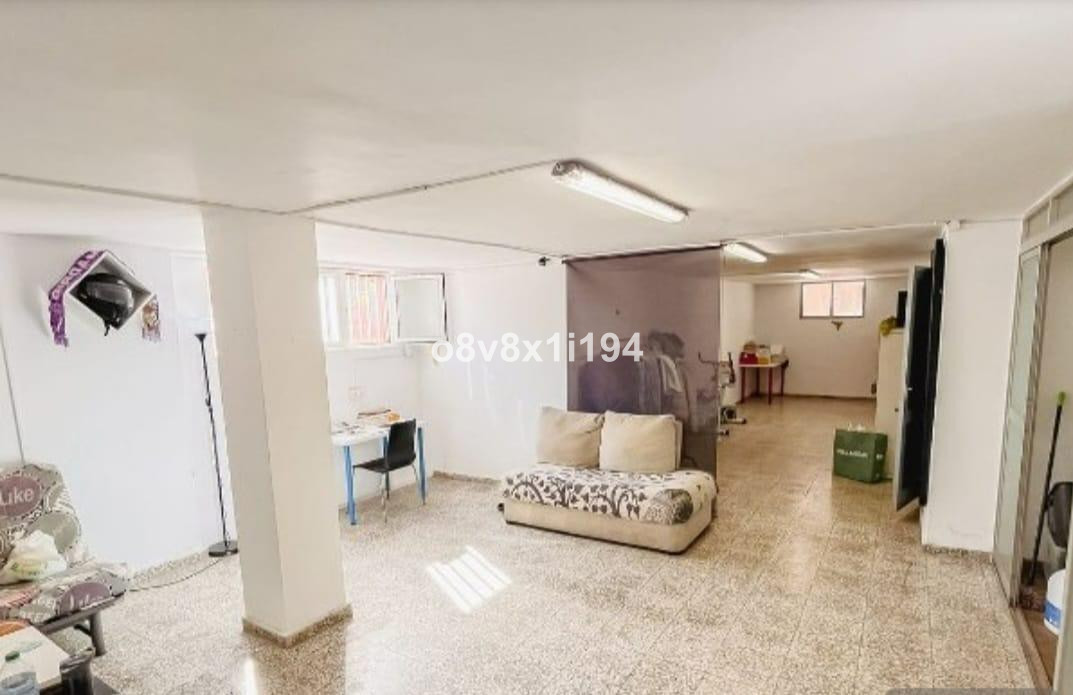Se vende Villa - Chalet de 11 dormitorios en Costa Del Sol East, Málaga, España