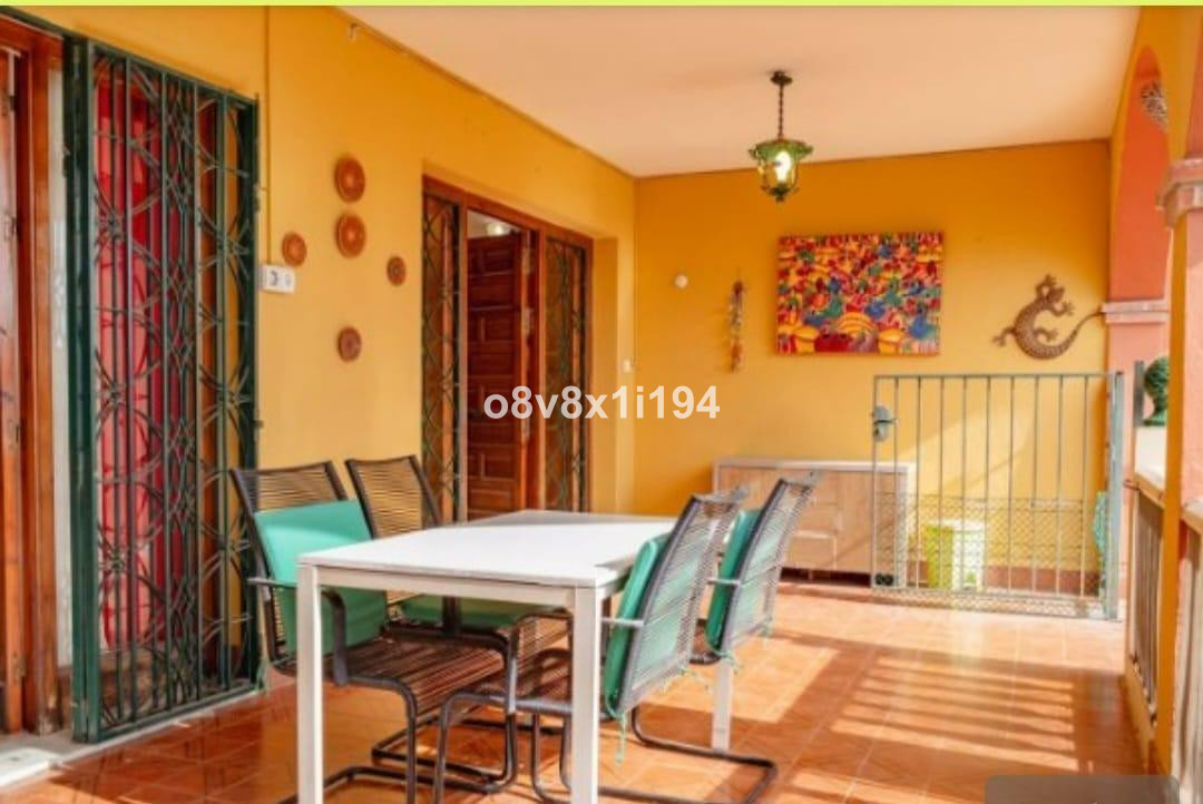 Se vende Villa - Chalet de 11 dormitorios en Costa Del Sol East, Málaga, España