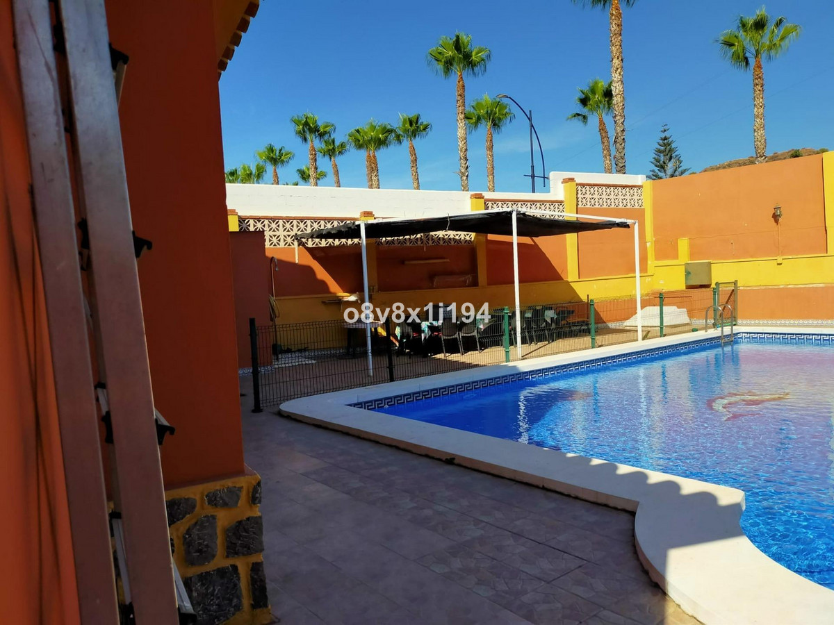 Se vende Villa - Chalet de 11 dormitorios en Costa Del Sol East, Málaga, España