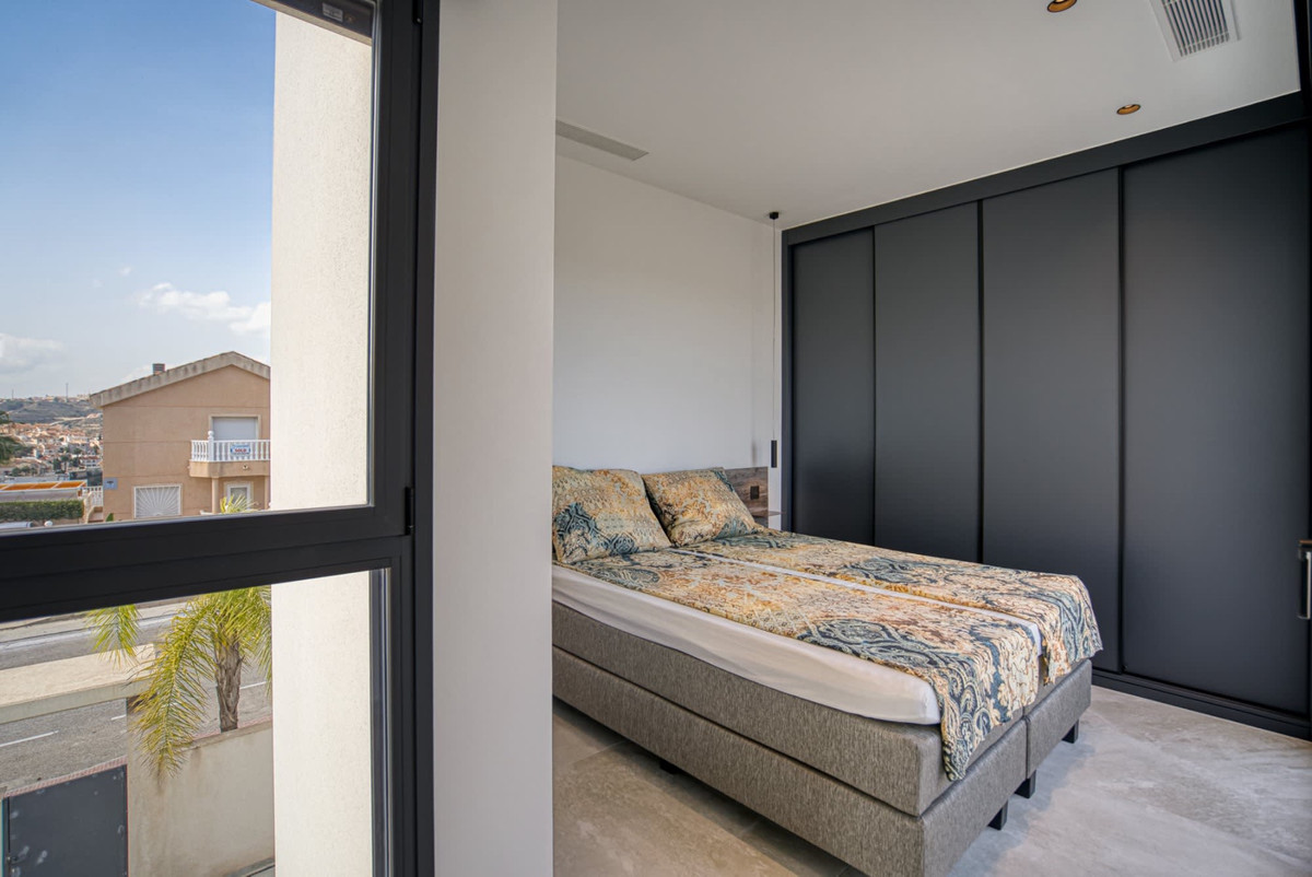 5 Bed Townhouse for sale in Ciudad Quesada Costa Blanca, Alicante, Spain