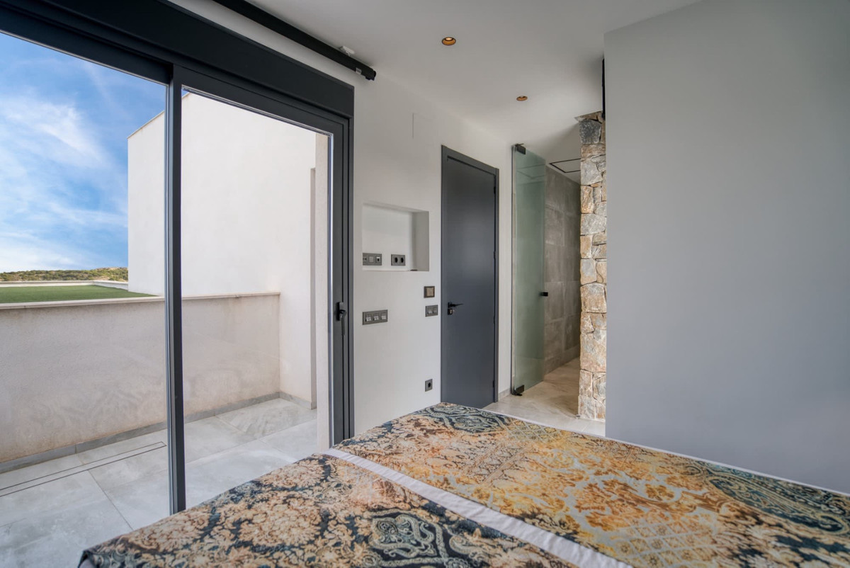 5 Bed Townhouse for sale in Ciudad Quesada Costa Blanca, Alicante, Spain