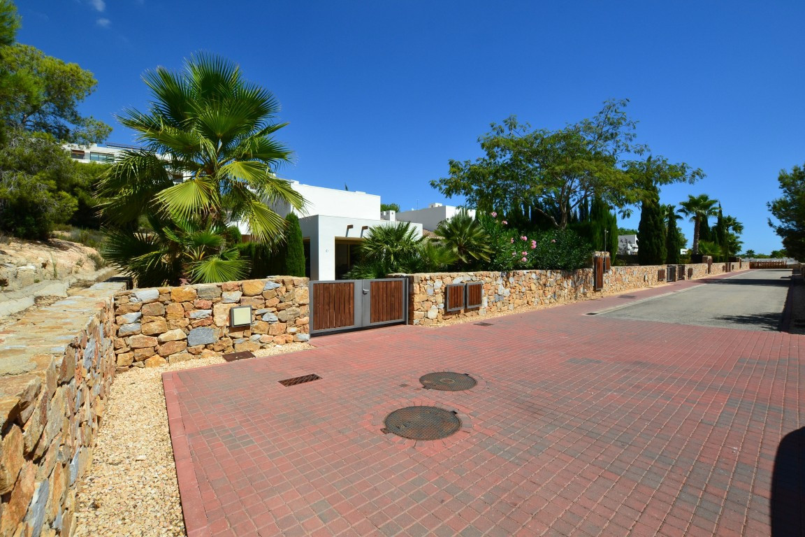 3 Bed Townhouse for sale in Las Colinas Golf Costa Blanca, Alicante, Spain