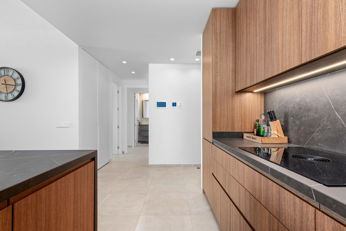 Se vende Apartamento Planta Media de 2 dormitorios en Costa Blanca, Alicante, España