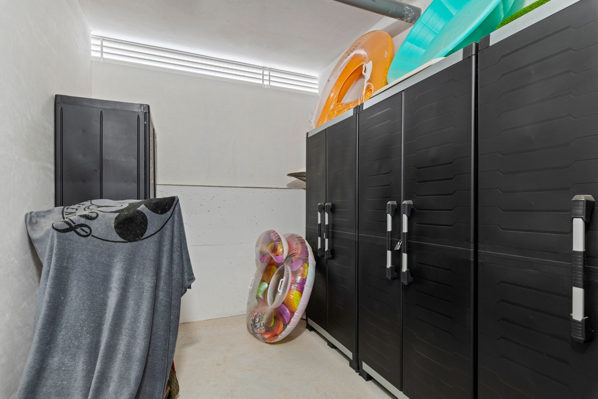 Se vende Apartamento Planta Media de 2 dormitorios en Costa Blanca, Alicante, España