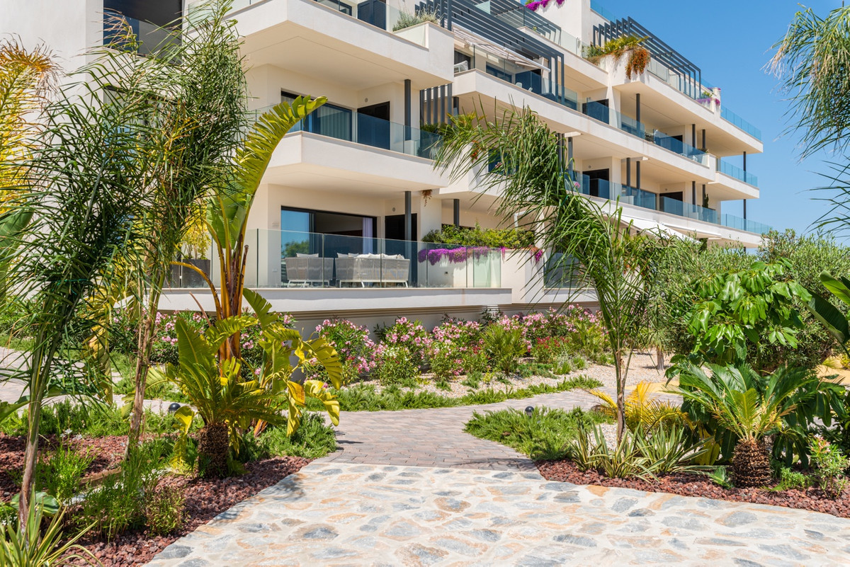 Se vende Apartamento Planta Media de 2 dormitorios en Costa Blanca, Alicante, España