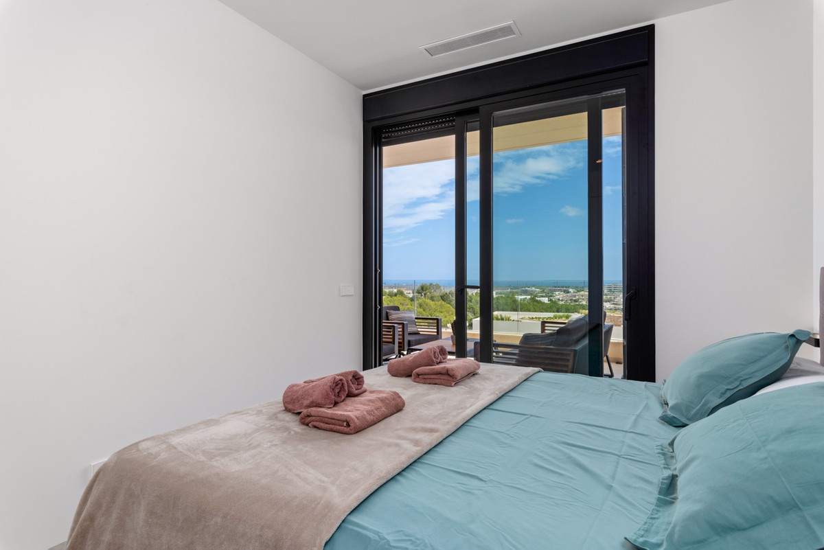 Se vende Apartamento Planta Media de 2 dormitorios en Costa Blanca, Alicante, España