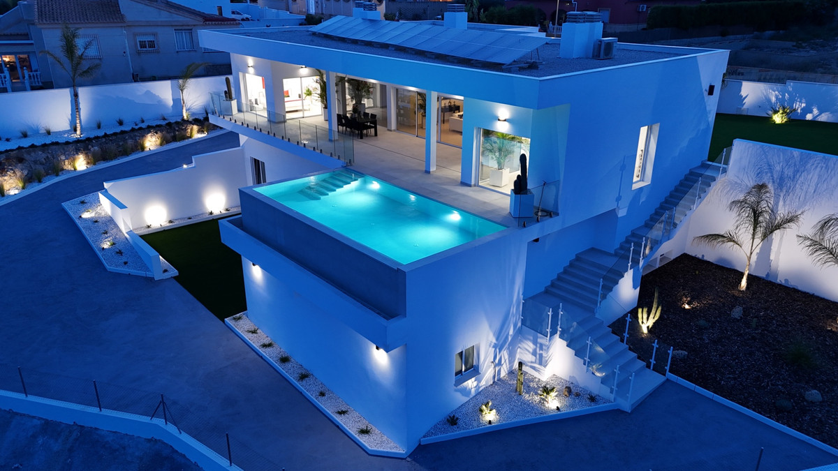 5 Bed Townhouse for sale in La Marina Costa Blanca, Alicante, Spain