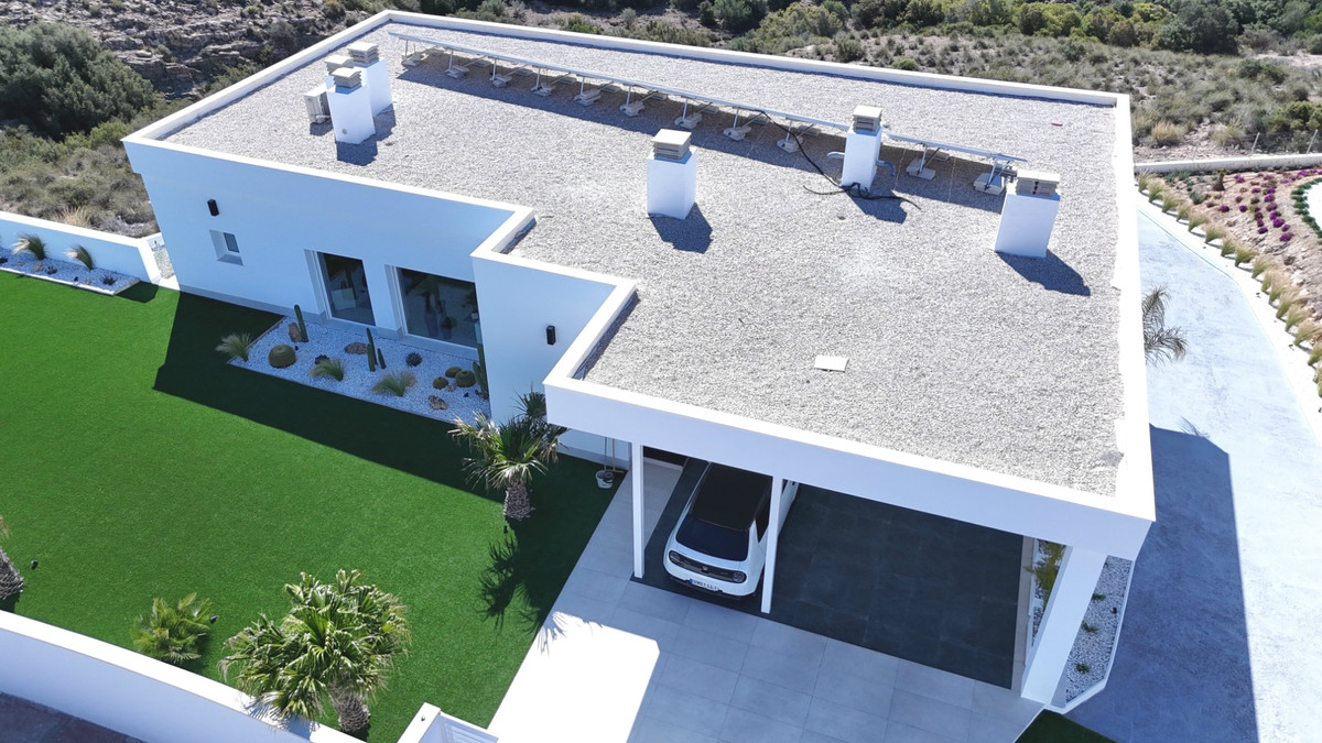 5 Bed Townhouse for sale in La Marina Costa Blanca, Alicante, Spain