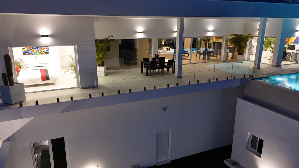 5 Bed Townhouse for sale in La Marina Costa Blanca, Alicante, Spain