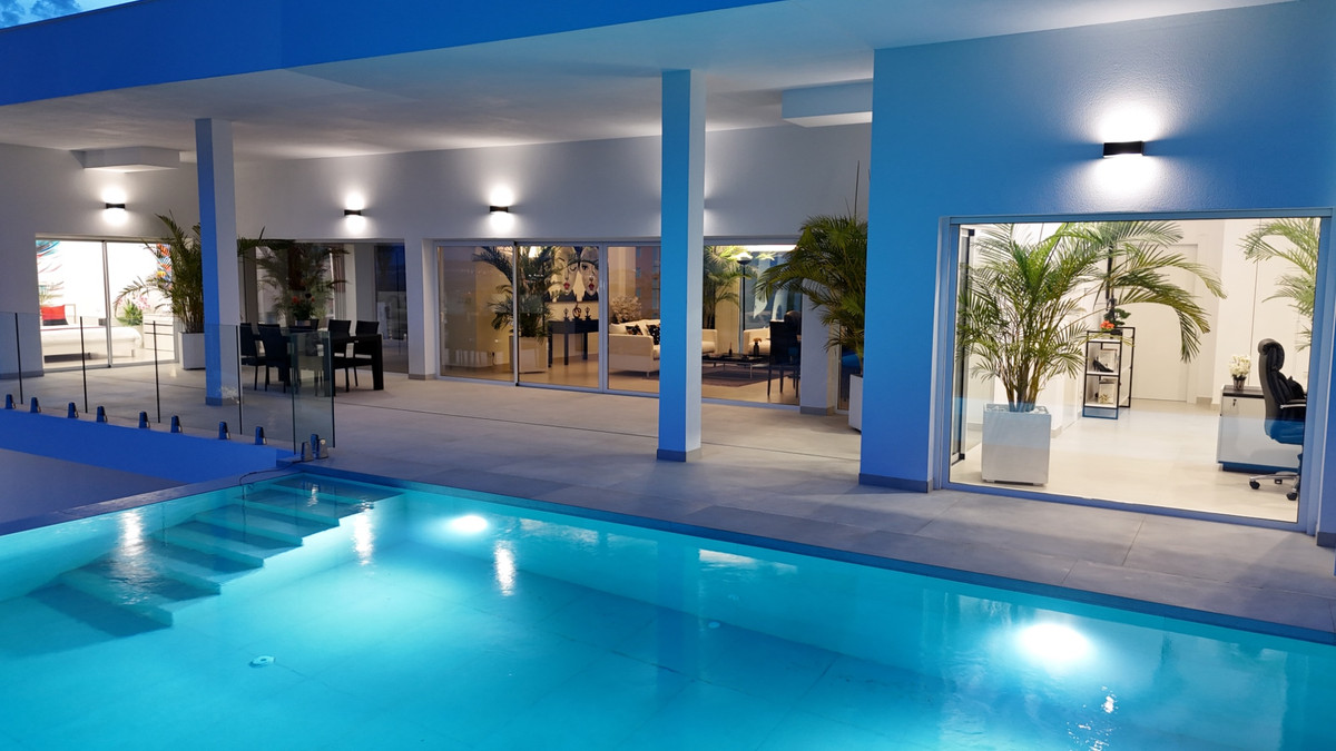 5 Bed Townhouse for sale in La Marina Costa Blanca, Alicante, Spain