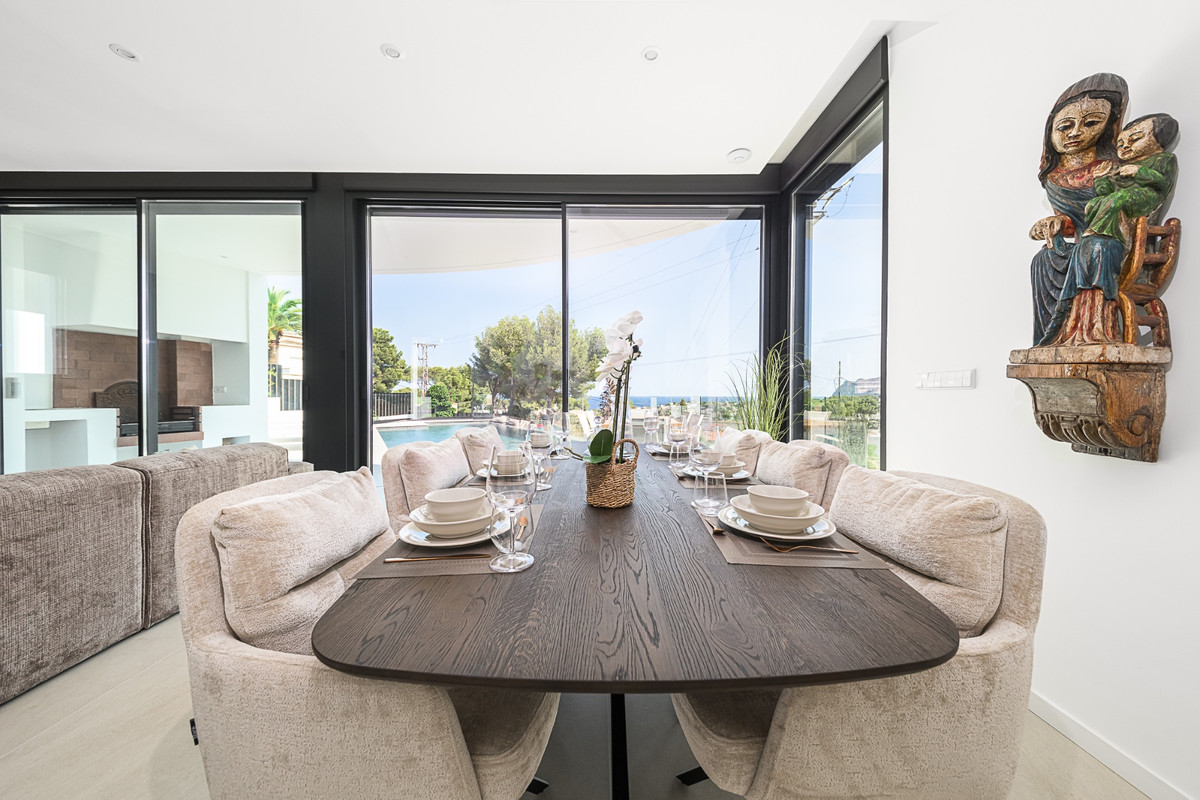3 Bed Townhouse for sale in La Fustera Costa Blanca, Alicante, Spain