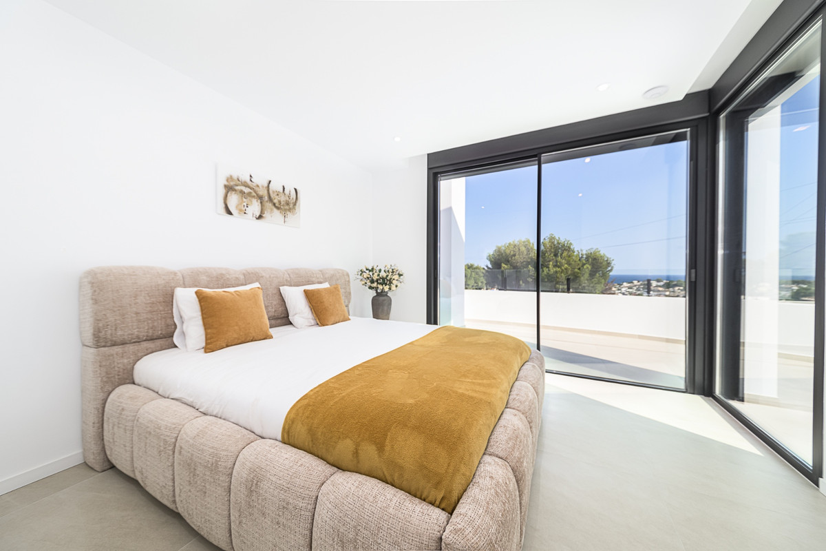 3 Bed Townhouse for sale in La Fustera Costa Blanca, Alicante, Spain