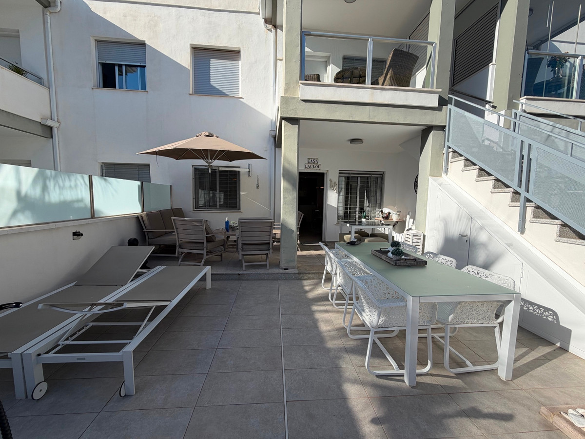 2 Bed Apartment for sale in La Florida Costa Blanca, Alicante, Spain