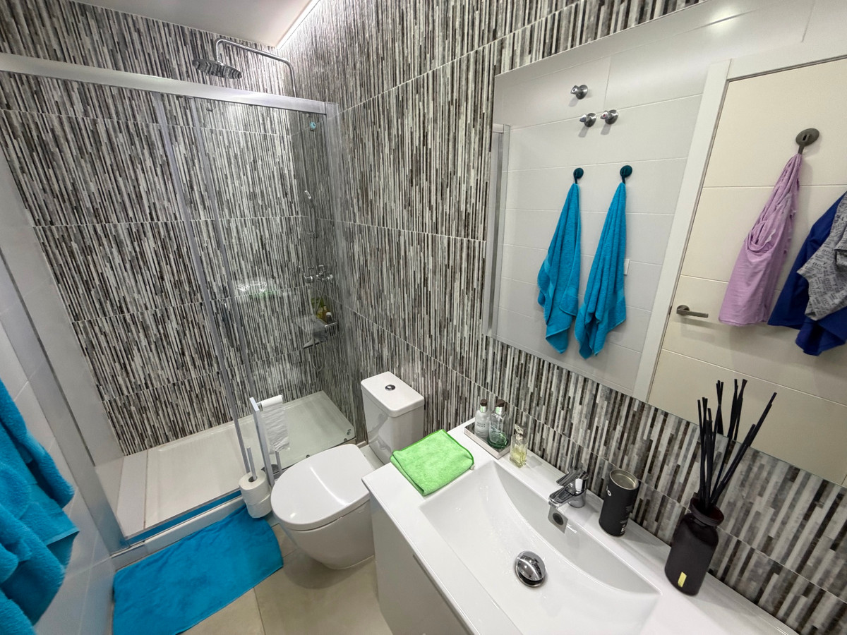 2 Bed Apartment for sale in La Florida Costa Blanca, Alicante, Spain