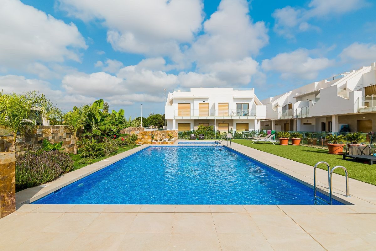 2 Bed Apartment for sale in Pilar De La Horadada Costa Blanca, Alicante, Spain