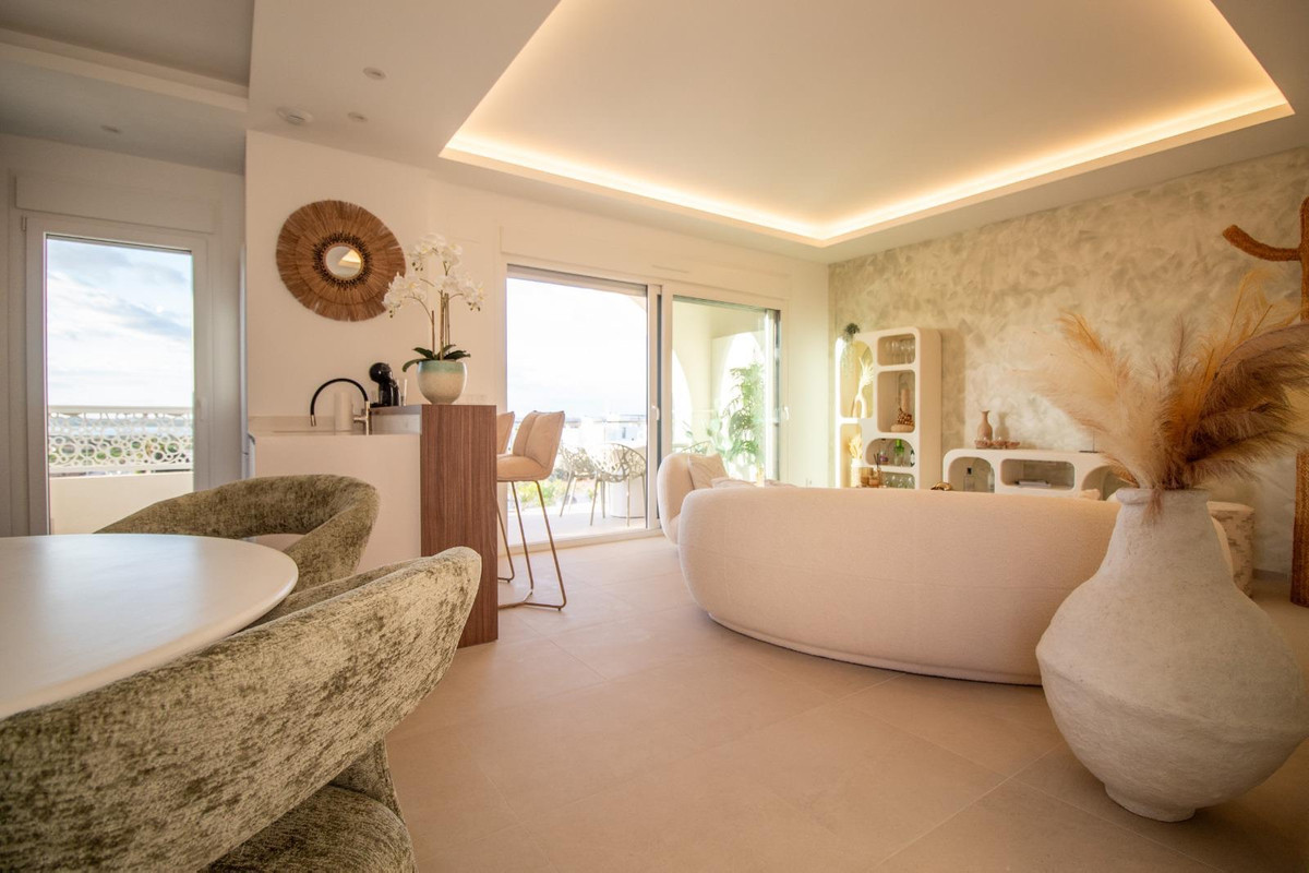 2 Bed Apartment for sale in Dona Pepa Costa Blanca, Alicante, Spain