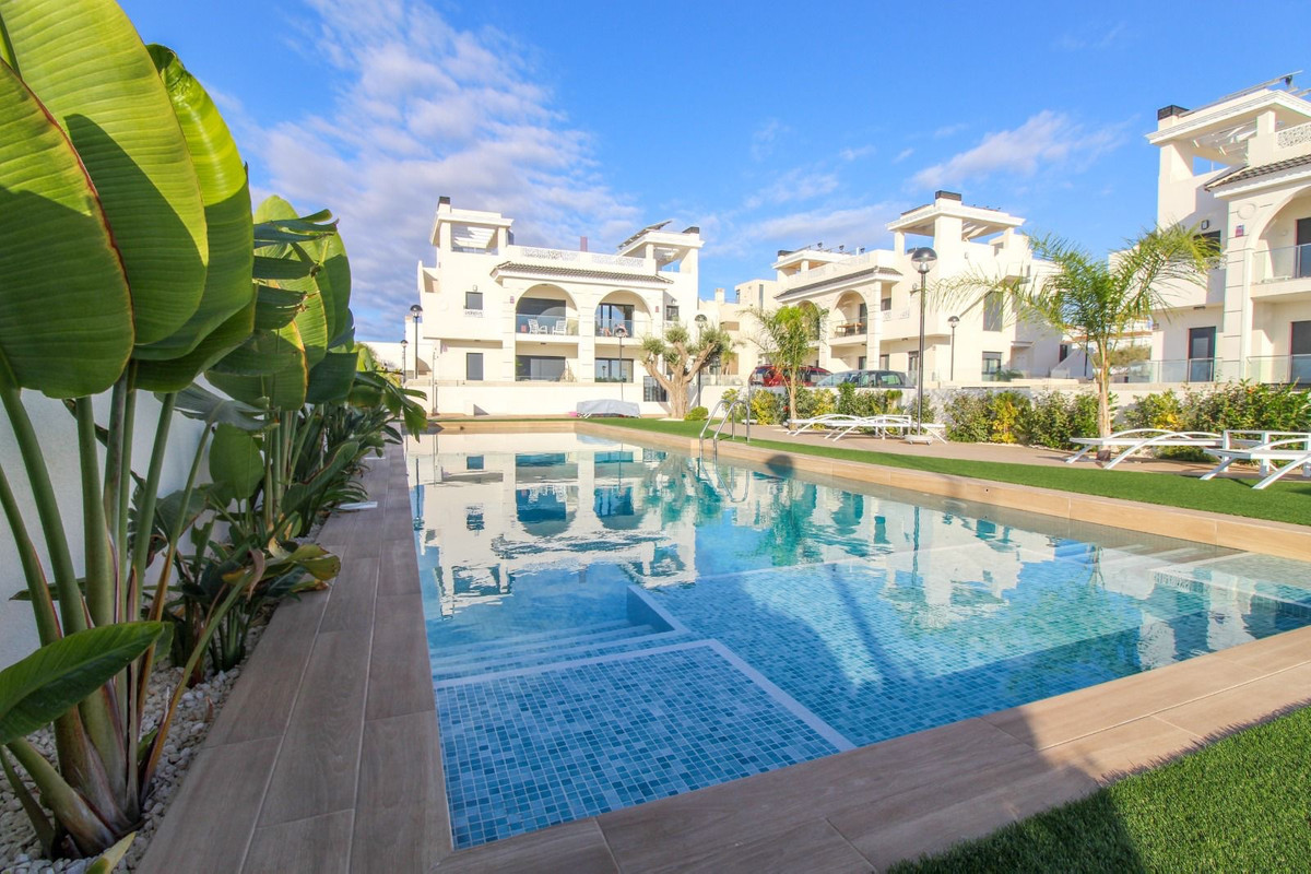 2 Bed Apartment for sale in Dona Pepa Costa Blanca, Alicante, Spain