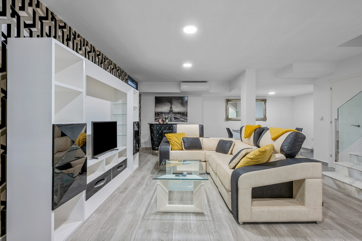 3 Bed Townhouse for sale in Orihuela Costa Costa Blanca, Alicante, Spain