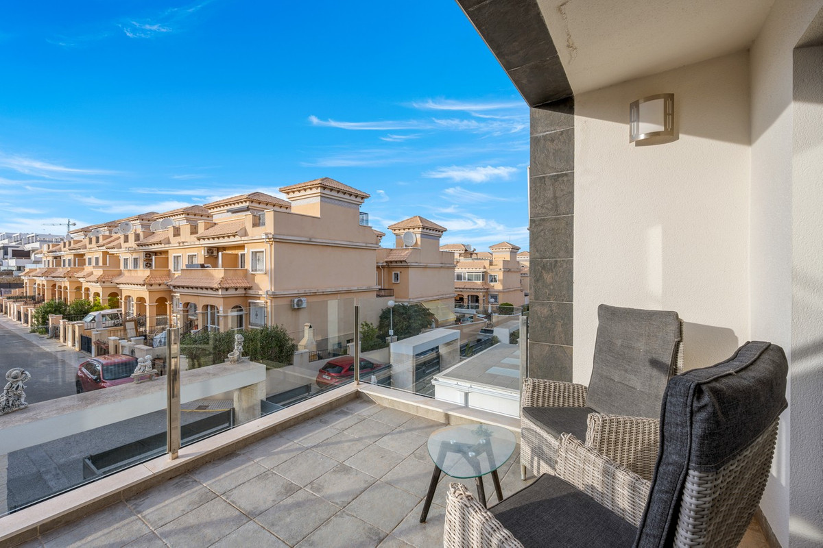 3 Bed Townhouse for sale in Orihuela Costa Costa Blanca, Alicante, Spain