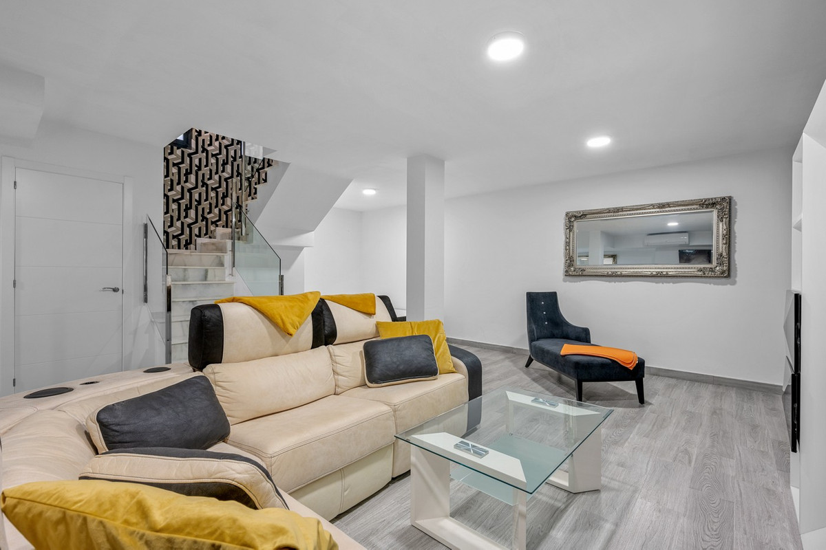 3 Bed Townhouse for sale in Orihuela Costa Costa Blanca, Alicante, Spain