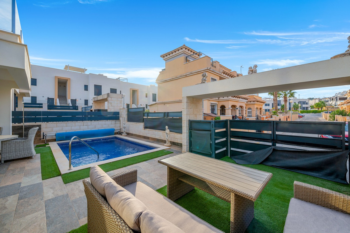 3 Bed Townhouse for sale in Orihuela Costa Costa Blanca, Alicante, Spain