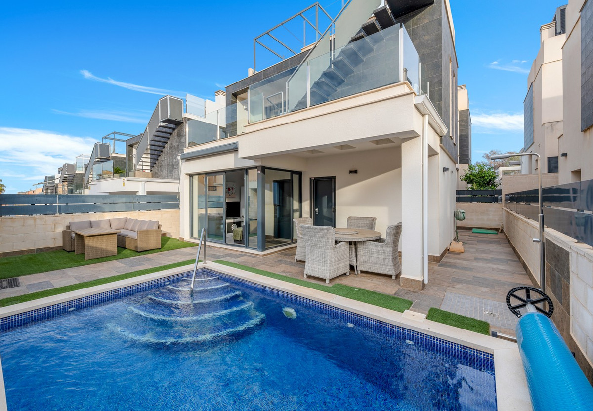 3 Bed Townhouse for sale in Orihuela Costa Costa Blanca, Alicante, Spain