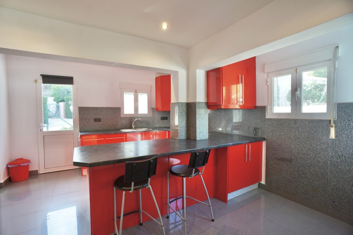 3 Bed Townhouse for sale in La Fustera Costa Blanca, Alicante, Spain