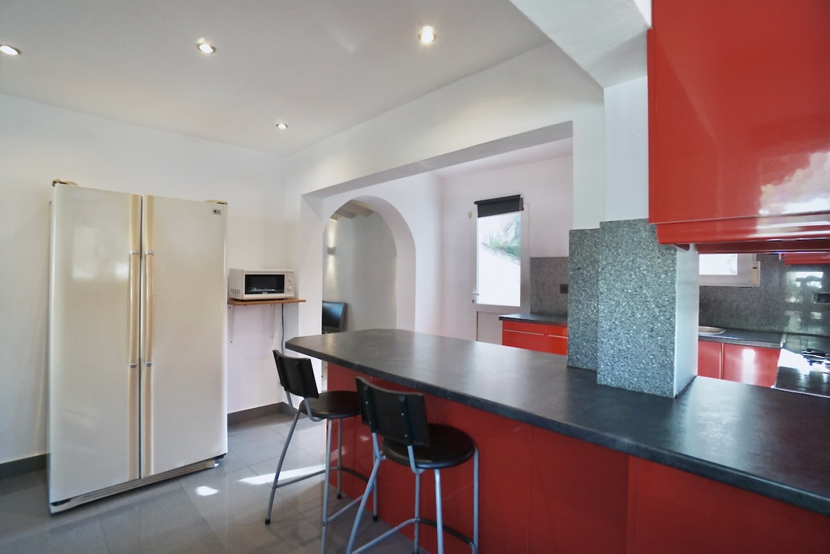 3 Bed Townhouse for sale in La Fustera Costa Blanca, Alicante, Spain
