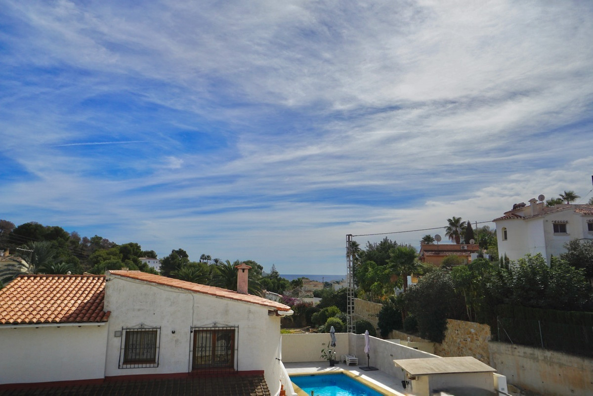 3 Bed Townhouse for sale in La Fustera Costa Blanca, Alicante, Spain