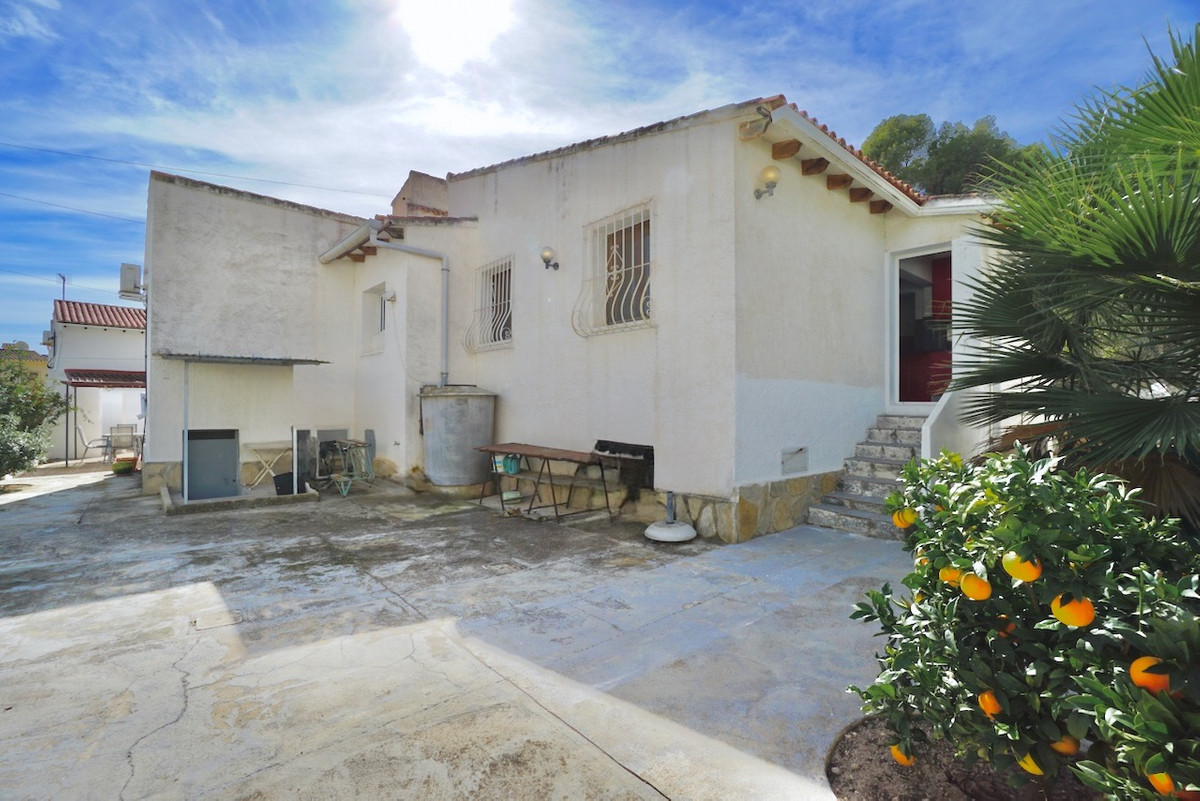 3 Bed Townhouse for sale in La Fustera Costa Blanca, Alicante, Spain