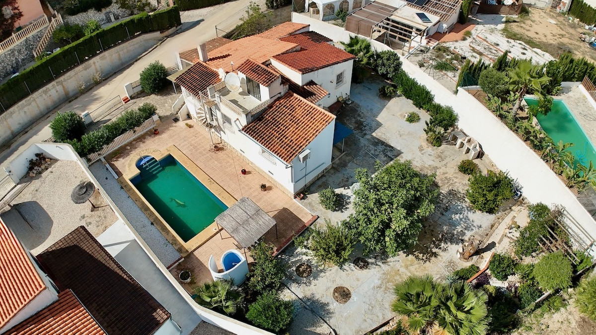 3 Bed Townhouse for sale in La Fustera Costa Blanca, Alicante, Spain