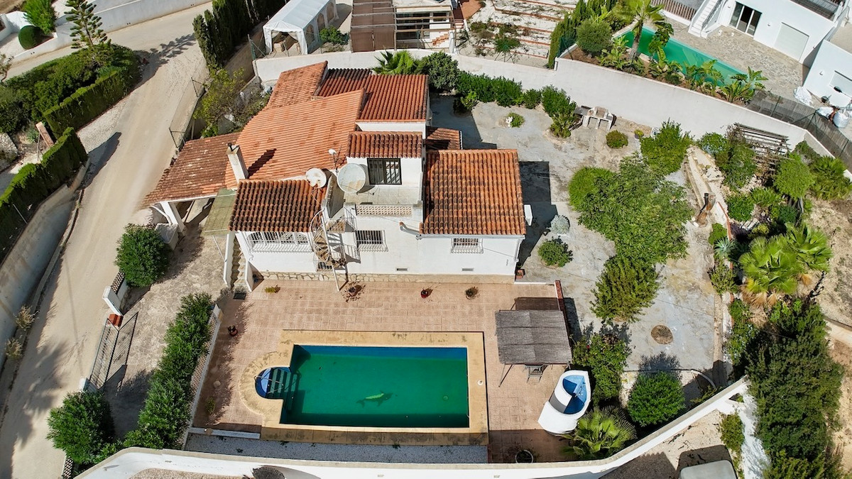 3 Bed Townhouse for sale in La Fustera Costa Blanca, Alicante, Spain