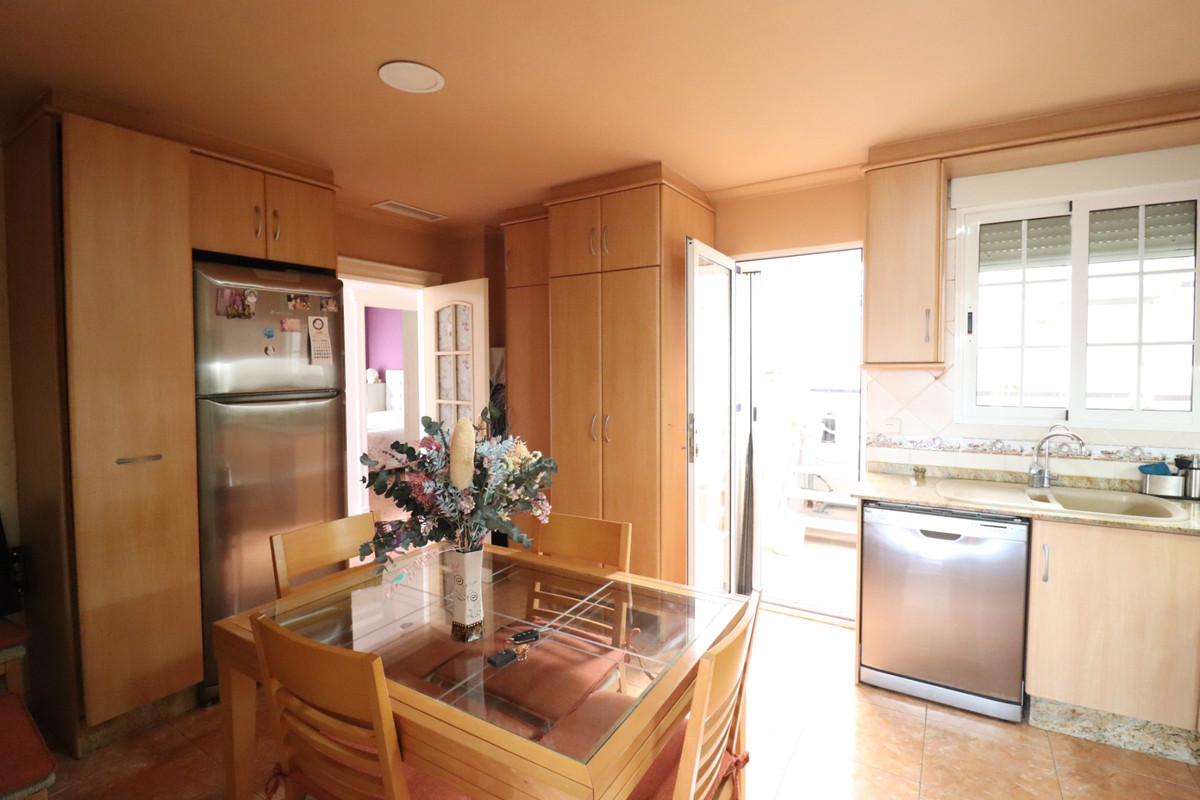 Se vende Villa - Chalet de 3 dormitorios en Costa Blanca, Alicante, España