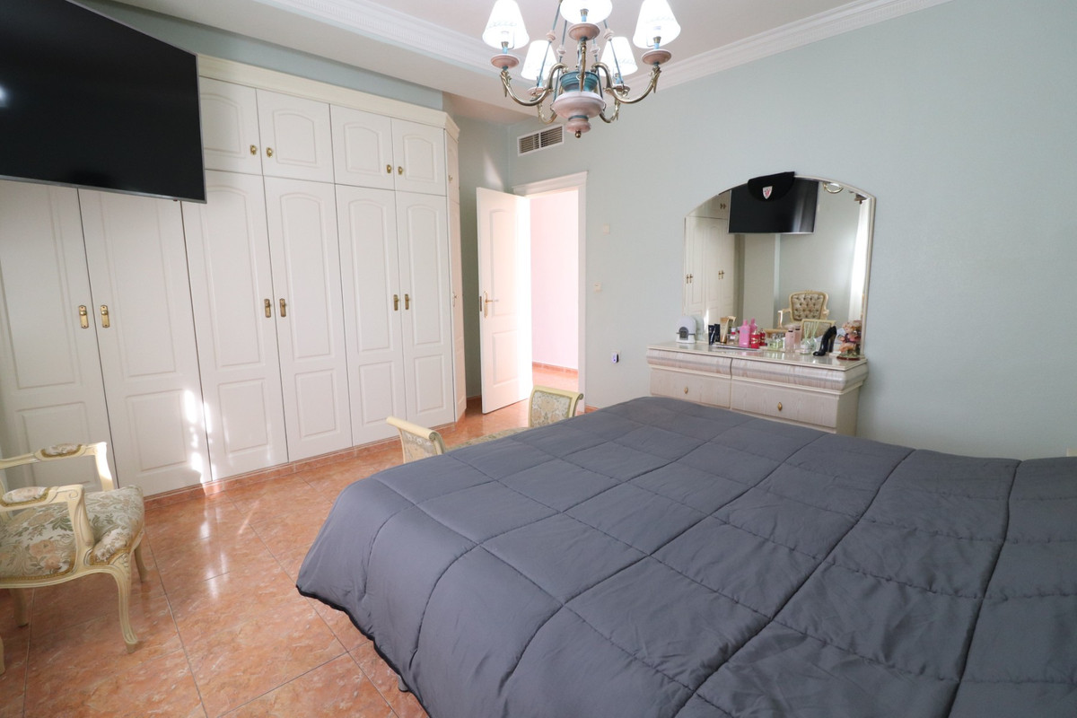 Se vende Villa - Chalet de 3 dormitorios en Costa Blanca, Alicante, España
