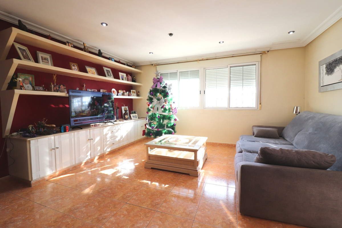 Se vende Villa - Chalet de 3 dormitorios en Costa Blanca, Alicante, España