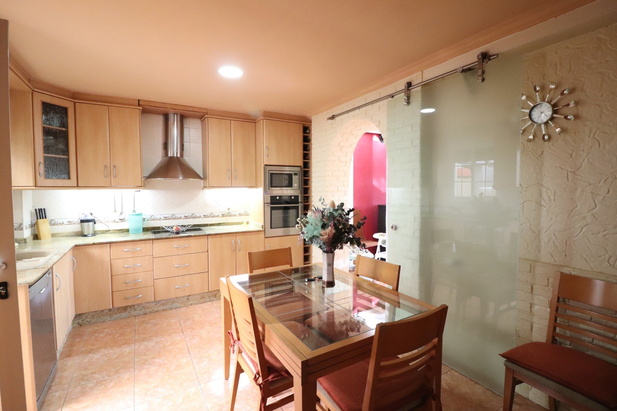 Se vende Villa - Chalet de 3 dormitorios en Costa Blanca, Alicante, España