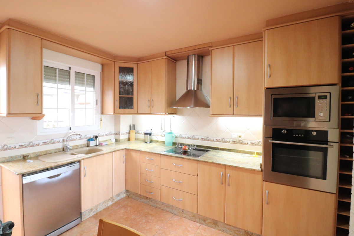 Se vende Villa - Chalet de 3 dormitorios en Costa Blanca, Alicante, España
