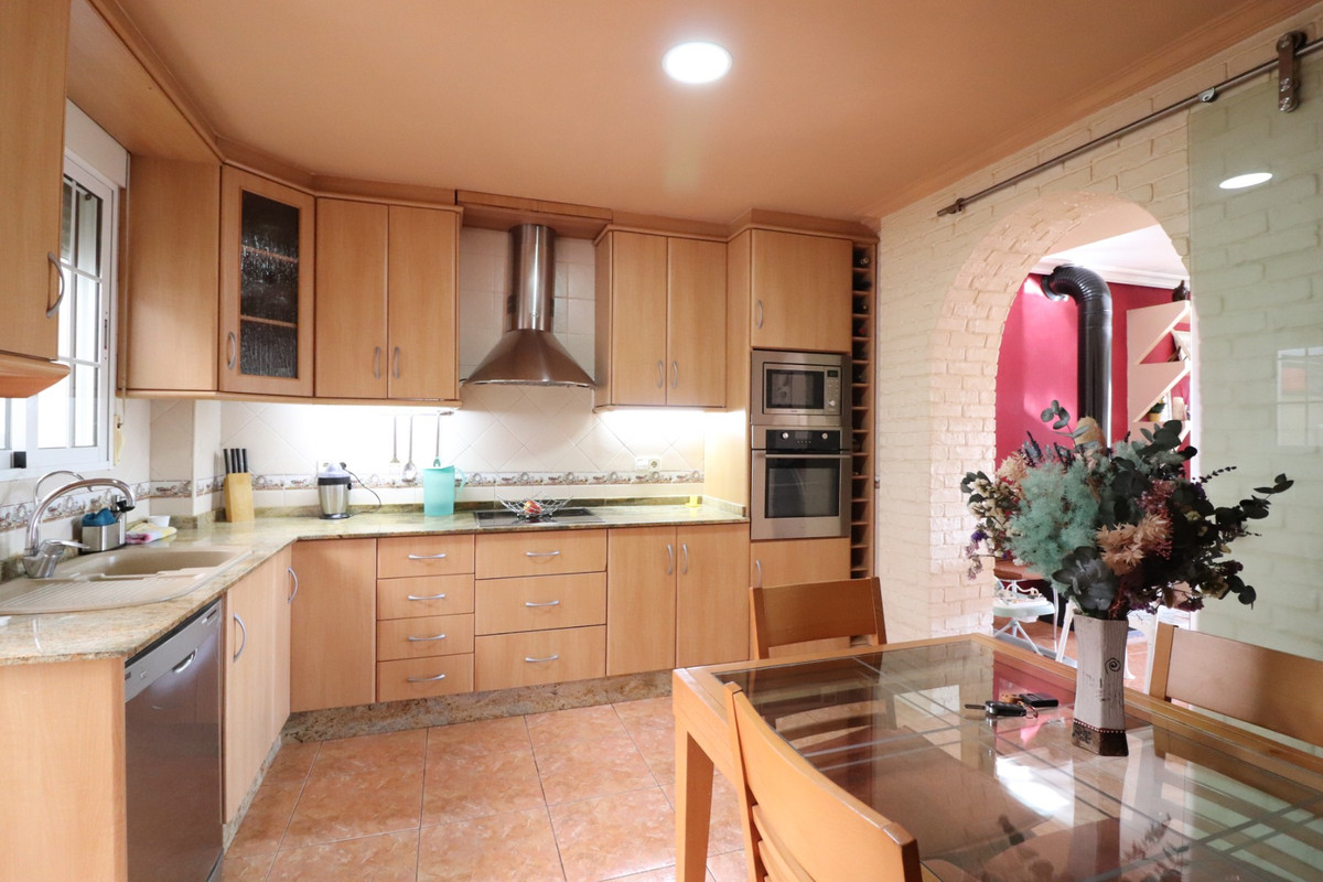 Se vende Villa - Chalet de 3 dormitorios en Costa Blanca, Alicante, España