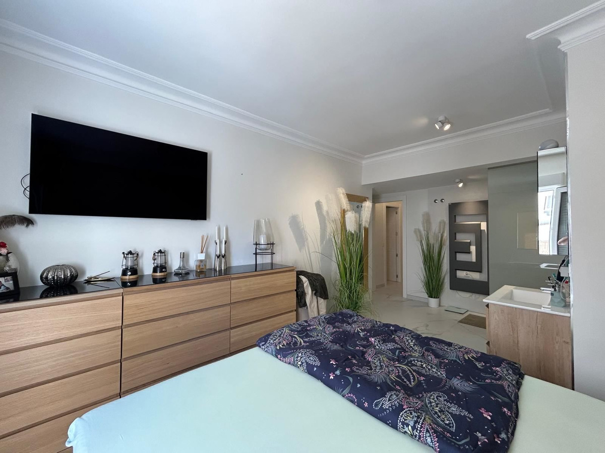 Se vende Apartamento Planta Media de 3 dormitorios en Costa Blanca, Alicante, España