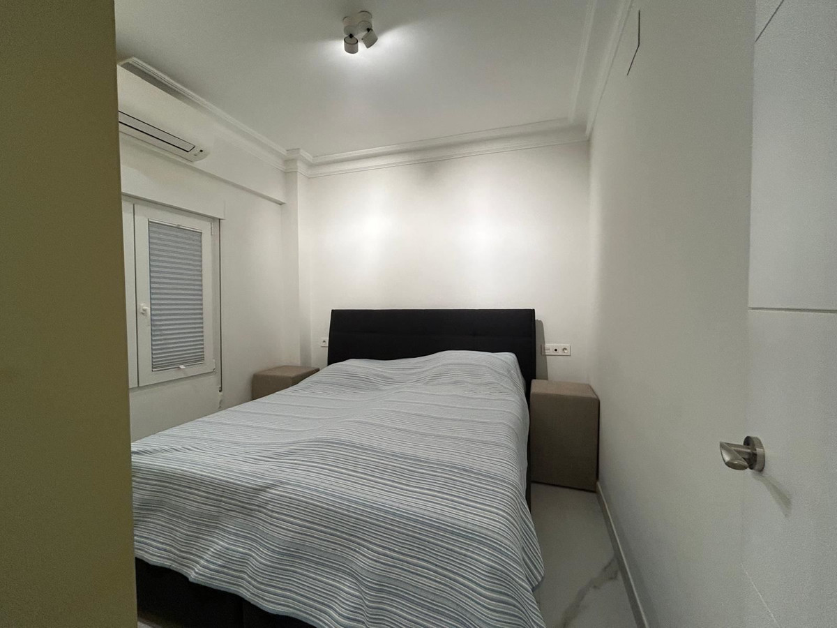 Se vende Apartamento Planta Media de 3 dormitorios en Costa Blanca, Alicante, España