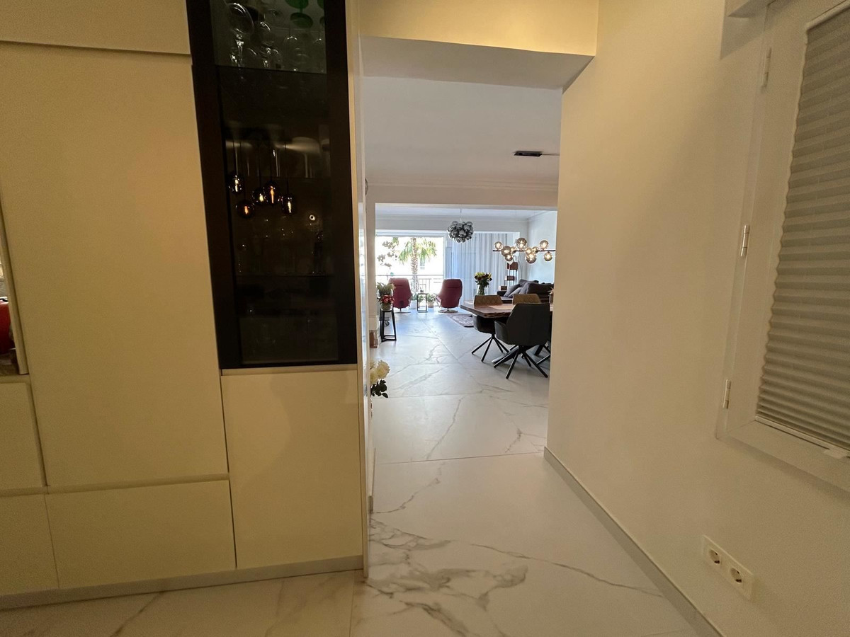 Se vende Apartamento Planta Media de 3 dormitorios en Costa Blanca, Alicante, España