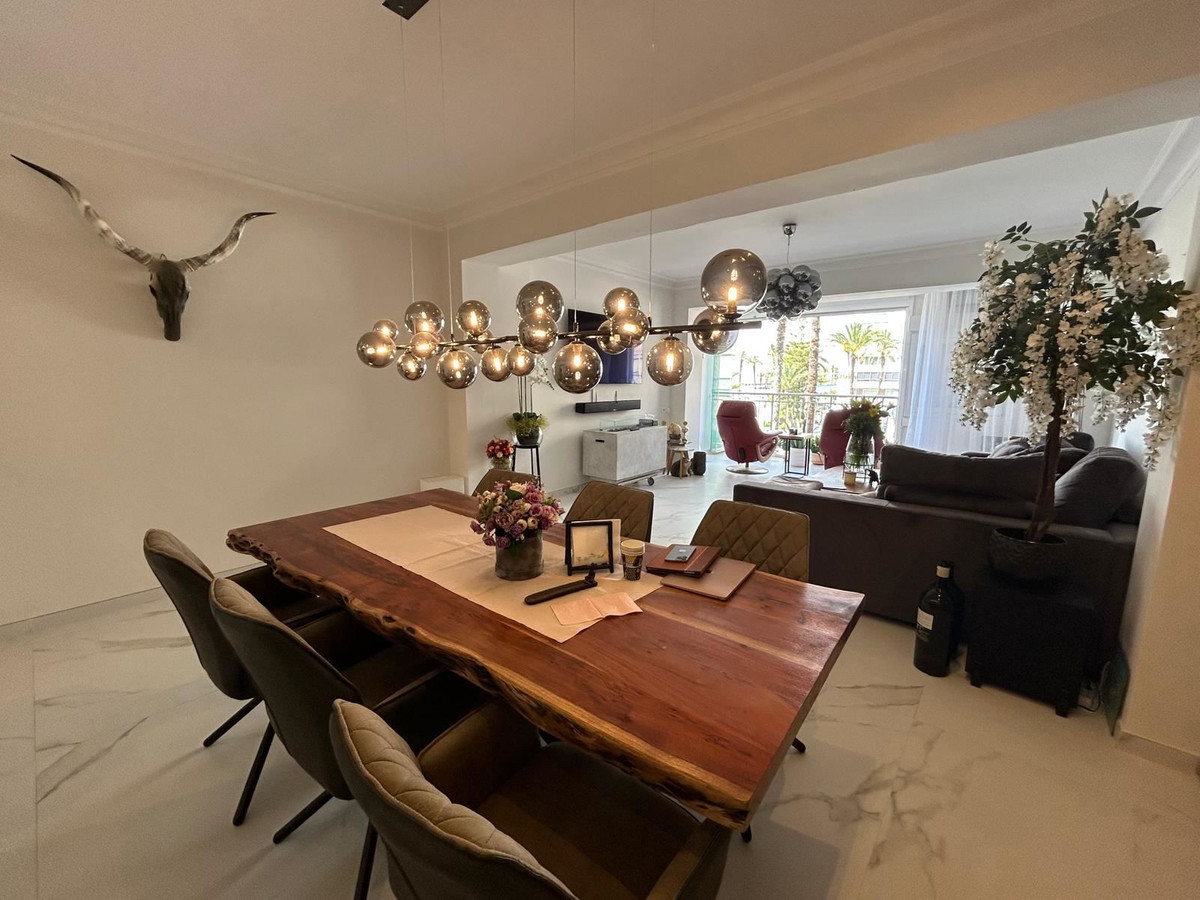 Se vende Apartamento Planta Media de 3 dormitorios en Costa Blanca, Alicante, España