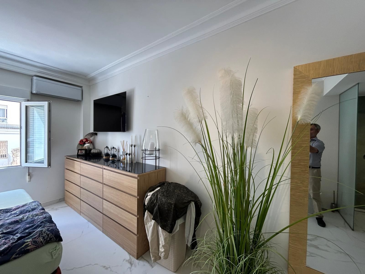 Se vende Apartamento Planta Media de 3 dormitorios en Costa Blanca, Alicante, España