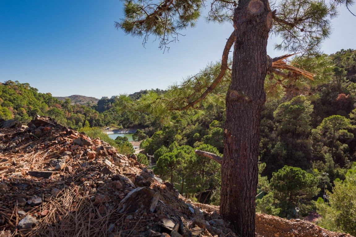 Plots for sale in Benahavís Costa Del Sol, Málaga, Spain