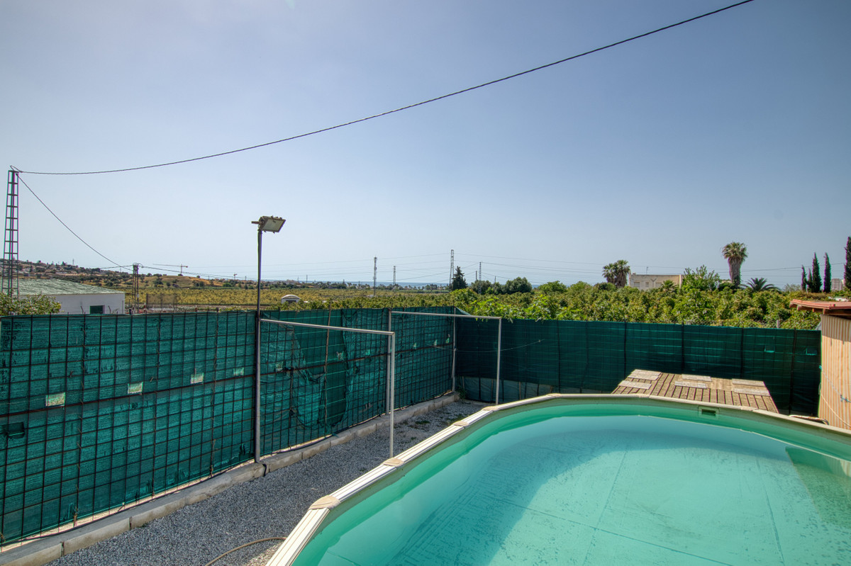4 Bed Townhouse for sale in El Tomillar Málaga Ciudad, Málaga, Spain