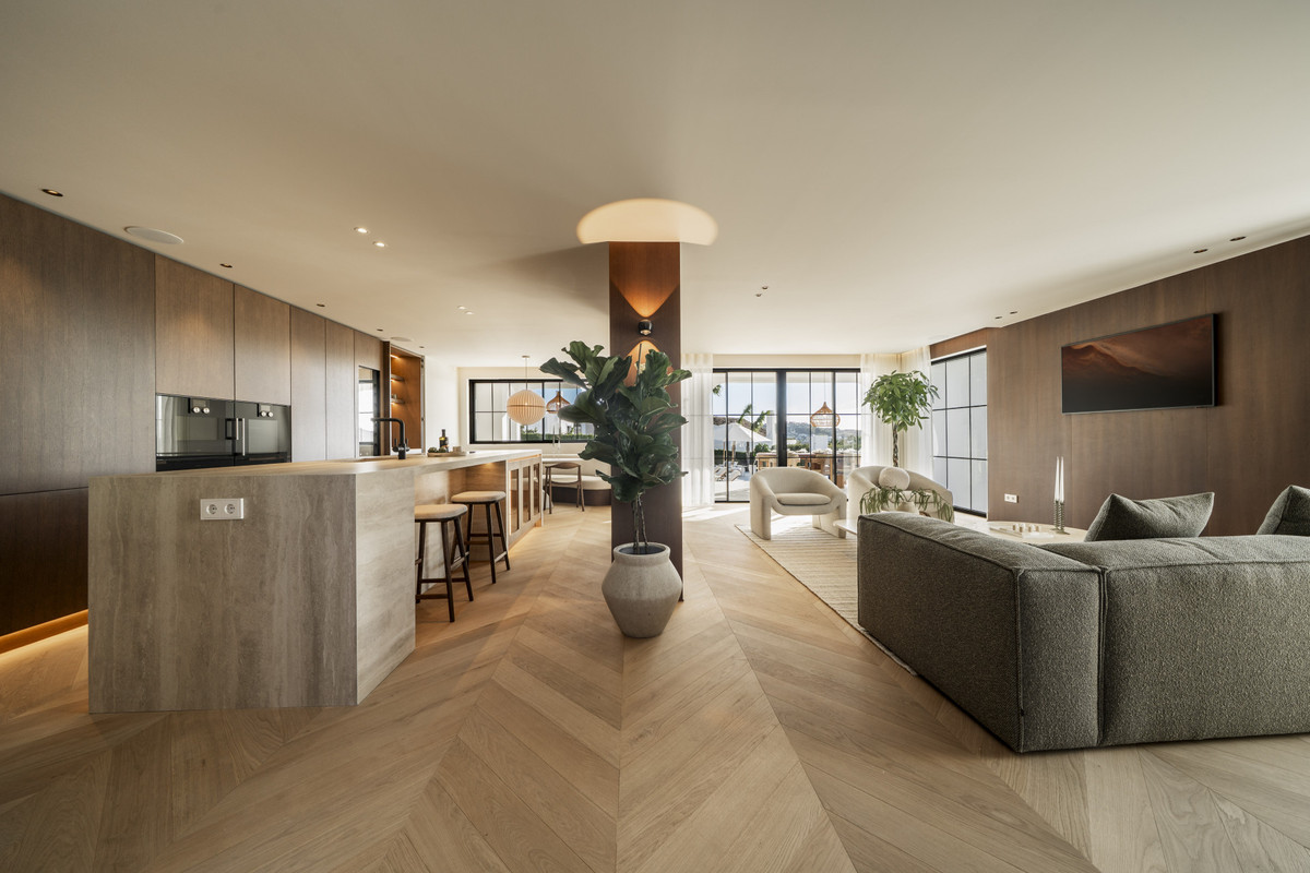 Se vende Villa - Chalet de 5 dormitorios en Costa Del Sol, Málaga, España