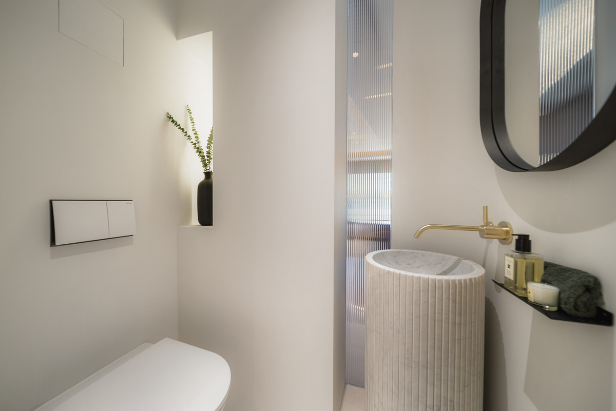 3 Bed Apartment for sale in The Golden Mile Costa Del Sol, Málaga, Spain