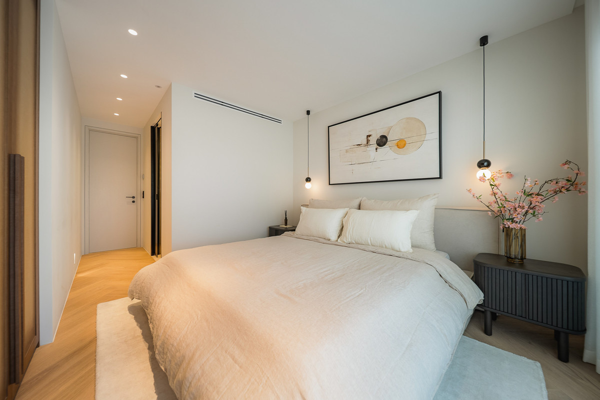 3 Bed Apartment for sale in The Golden Mile Costa Del Sol, Málaga, Spain
