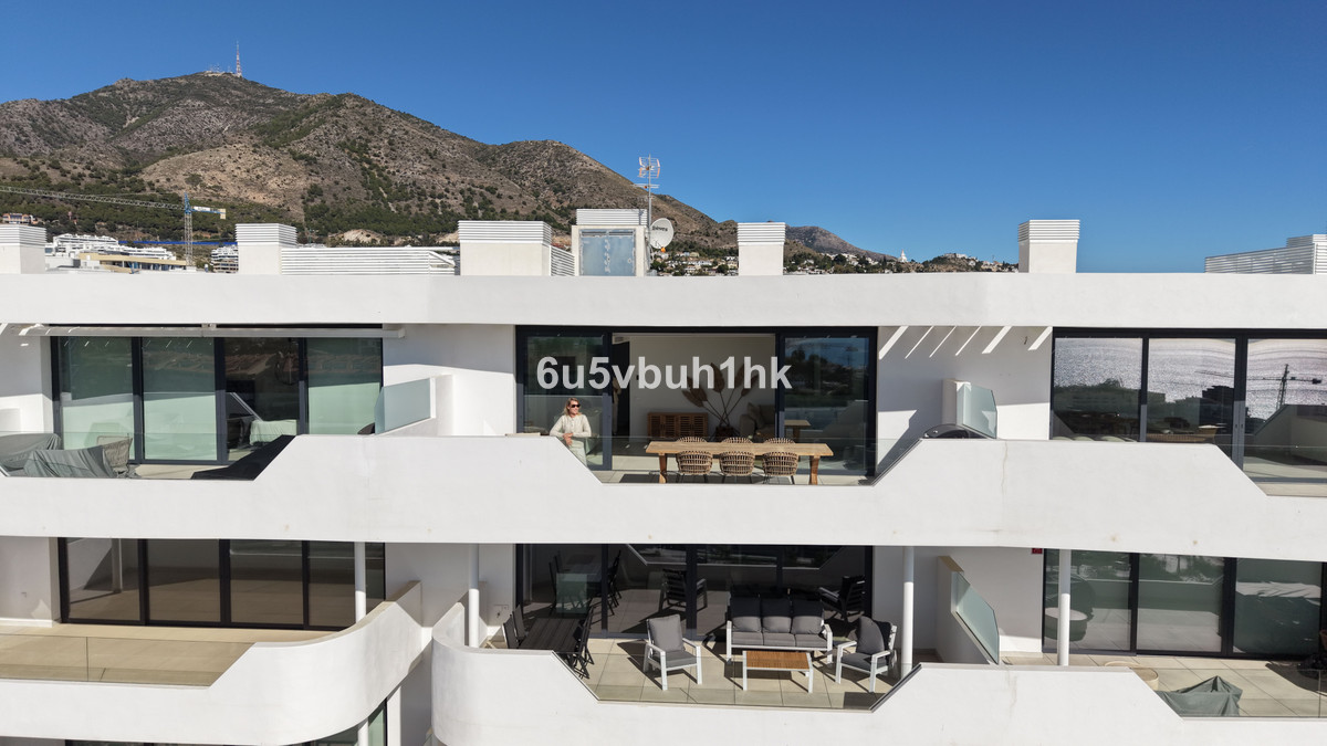 2 Bed Apartment for sale in Fuengirola Costa Del Sol, Málaga, Spain