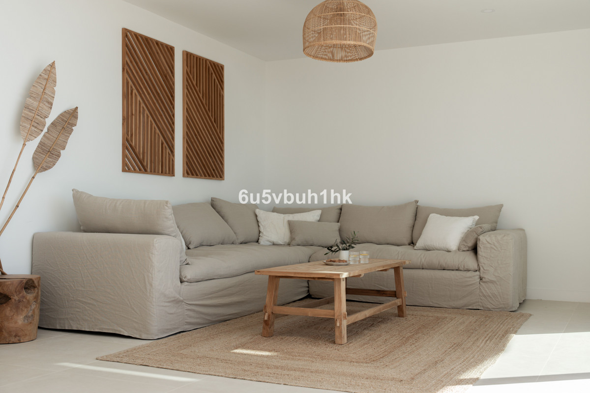 2 Bed Apartment for sale in Fuengirola Costa Del Sol, Málaga, Spain